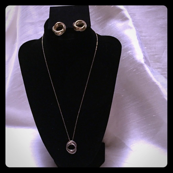 Necklace and earring endless love set 2 gold tone